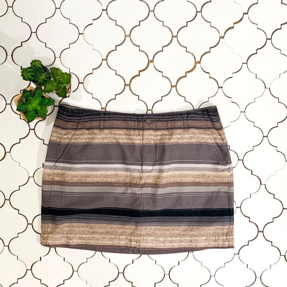 Old navy striped skirt